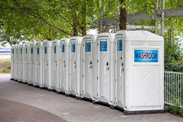 Best Wedding porta potty rental  in Eleanor, WV