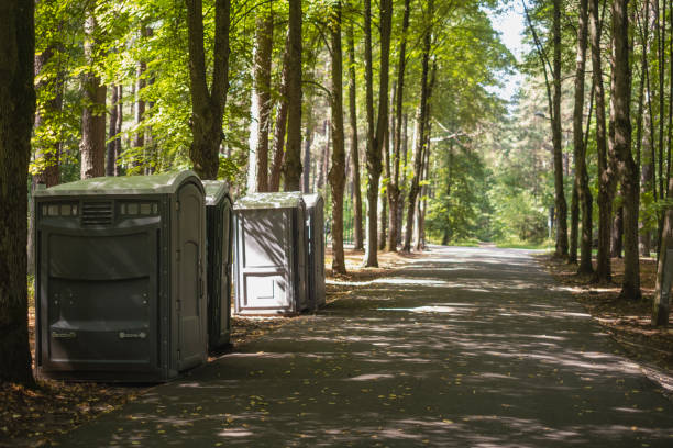 Best Construction site porta potty rental  in Eleanor, WV